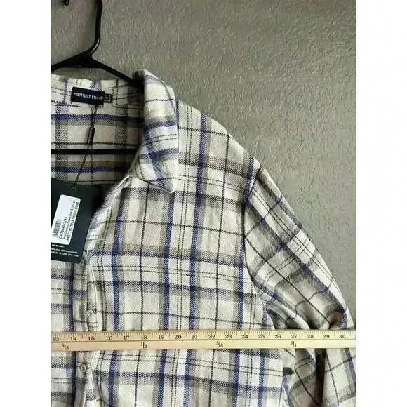 Pretty Little Thing Women's Size 3 Oversized Beige Plaid Heavy Flannel Shirt NWT - Picture 5 of 7